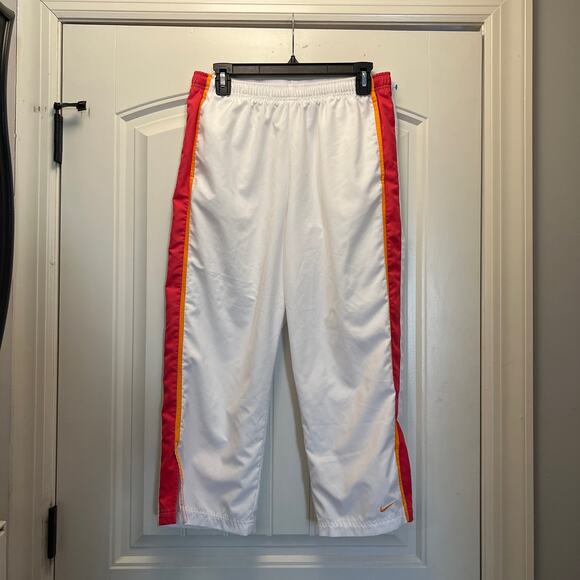 Nike Women's Elastic Waist Athletic Workout Capri Pants Size L (12-14) White Red - Picture 1 of 7
